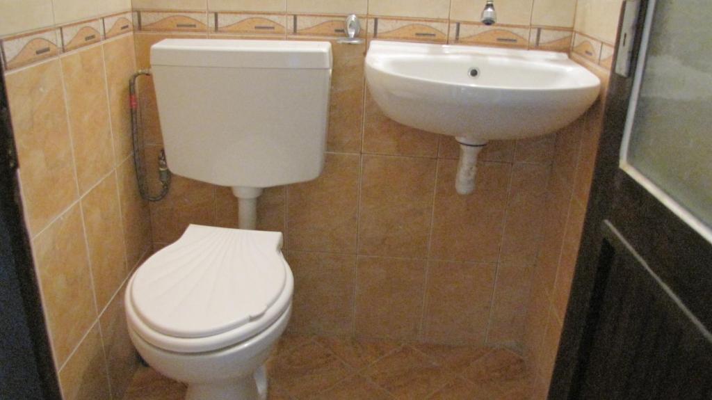 Вилно Селище Дядовите Къщи Golyama Brestnitsa Chambre photo